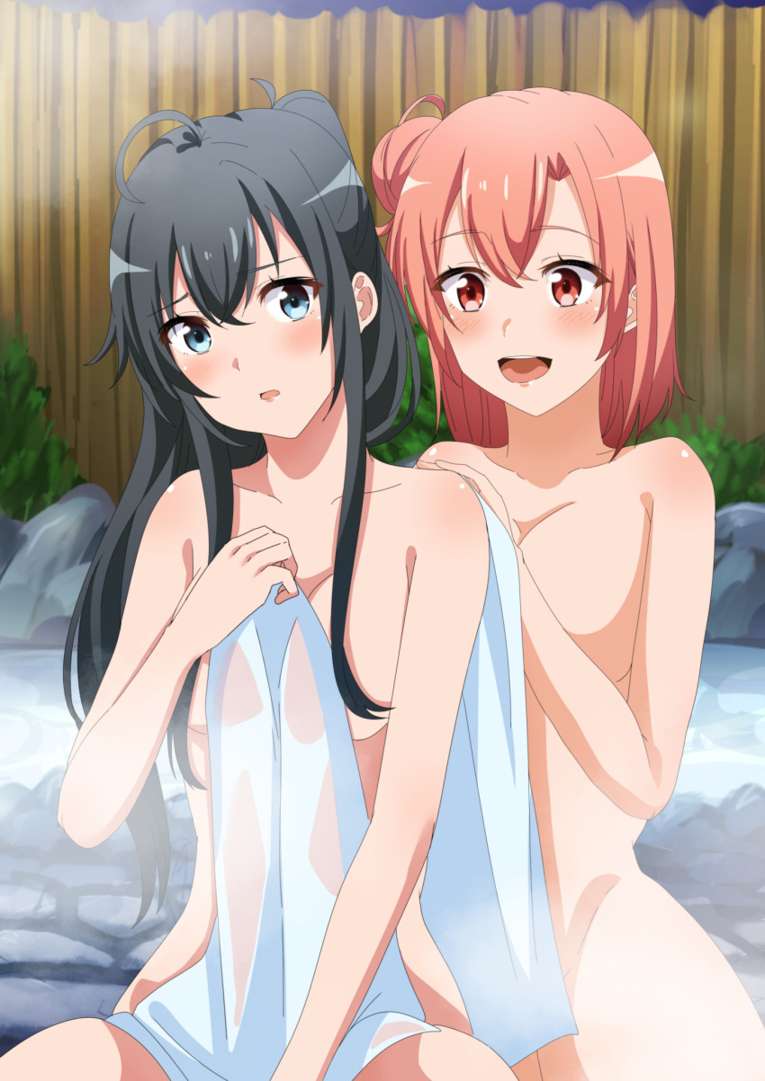 2_girls alluring blue_eyes magenta_eyes naked_towel onsen pink_hair yahari_ore_no_seishun_lovecome_wa_machigatteiru. yoru yuigahama_yui yukinoshita_yukino yuri