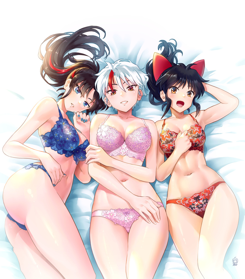 alluring big_breasts black_hair blue_underwear bra han'you_no_yashahime higurashi_towa inuyasha laying_on_bed long_hair medium_breasts moroha pink_underwear red_underwear setsuna_(yashahime) short_hair small_breasts thighs underwear voluptuous white_hair yashahime:_princess_half-demon