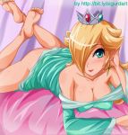 1girl alluring aqua_eyes ass bare_legs bare_shoulders barefoot bed big_breasts blonde_hair blue_eyes blush breasts cleavage crown earrings feet female_only hair_over_one_eye jewelry long_hair lying nintendo princess_rosalina rosalina rosalina_(mario) rosetta_(mario) sigurd_hosenfeld sigurdhosenfeld smile soles solo super_mario_bros. super_mario_galaxy toenail_polish toenails toes