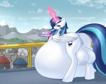 genderswap hyper_pregnancy my_little_pony pregnant_belly shining_armor