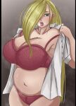 blonde_hair blue_eyes fullmetal_alchemist gigantic_ass gigantic_breasts hourglass_figure milf olivier_mira_armstrong omuko