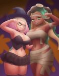  1girl 2_girls abstract_background areola armpits belly_piercing dark-skinned_female dark_skin female_only front_view green_eyes halloween halloween_costume hand_on_thigh inkling light-skinned_female light_skin long_hair looking_at_viewer marina_(splatoon) mummy_costume nintendo octoling pearl pearl_(splatoon) saf-404 safartwoks safartworks short_hair sideboob simple_background smile splatoon splatoon_2 video_game_character witch_costume witch_hat yellow_eyes 