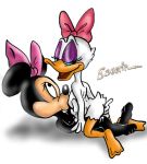 daisy_duck disney escoria minnie_mouse